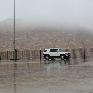 جبل حفيت وضباب الشتاء.. إطلالة ساحرة لمدينة العين