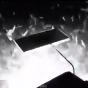 في لبنان..ألقى قليلاً من المُتفجرات في مياه البحر فحدثت الكارثة! 