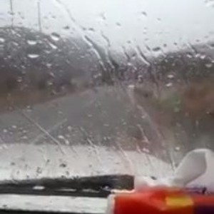 فيديو يُوثق غزارة الامطار الهاطلة على منطقة حائل عصر السبت 