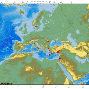 فيديو يوثق لحظة تساقط البرد شمال حائل 