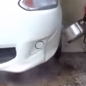 كيف تُصلح صدمات سيارتك باستخدام الماء الساخن فقط؟