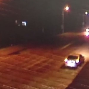  يتعرض للدهس من ثلاث سيارات في نفس الوقت وينجو من الموت 