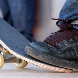 مغامر كاد أن يفقد حياته في وادي سحيق 