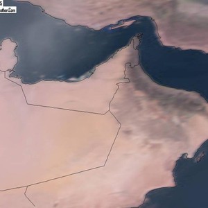 مشهد لكثافة الغبار على طريق دبي – أبوظبي يوم الجمعة