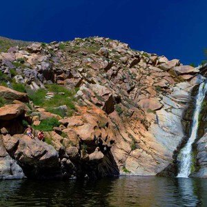 بالصور...  شاهد أجمل الأماكن لممارسة المشي والتسلق