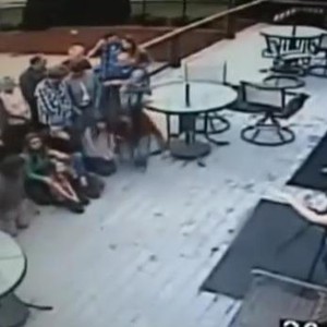 صورة تذكارية واحدة تتسبب في إدخال عائلة كاملة إلى المستشفى