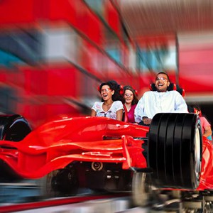 بالفيديو: عش تجربة ركوب أسرع أفعوانية في العالم بأبوظبي