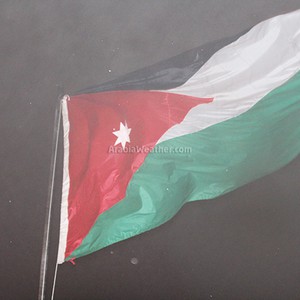 بالصور : ضباب كثيف يغطي طرقات المملكة 