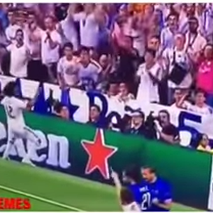 موقف محرج وطريف يتعرض له البرازيلي مارسيلو في مباراة فريقه ضد يوفنتوس يوم الأمس 