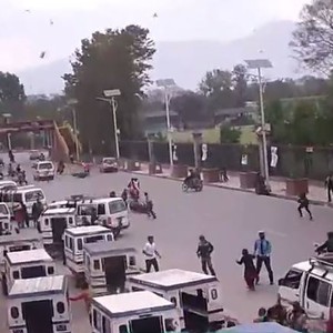 بالفيديو | زلزال نيبال .. لحظات قليلة ما بين مظاهر الحياة الطبيعية والدمار الواسع