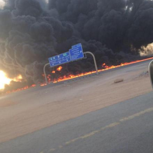 أنباء عن إنفجار انبوب نفط على طريق الرياض القصيم 