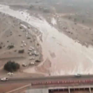  تصوير جوي لأمطار وسيول محافظة الوجه