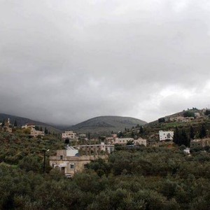 اعتباراً من الليلة وحتى السبت : أجواء ربيعية بامتياز ، وفرصة زخات من المطر