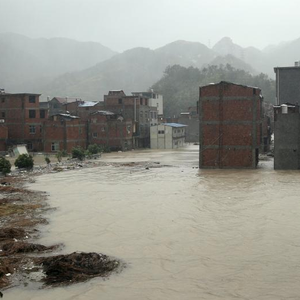 الإعصار سوديلور يضرب ساحل الصين الشرقي ويتسبب بمقتل 8 أشخاص