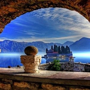 اختر وجهتك بين أشهر المناطق السياحية في مونتينيغرو 