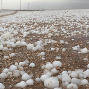 السعودية | أمطار رعدية غزيرة وبرديات في أجزاء واسعة من المملكة 