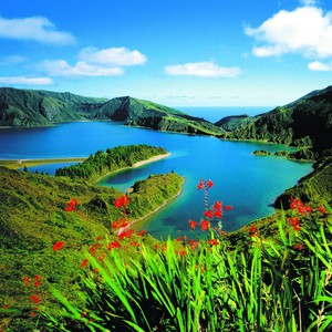 أين تسافر في شهر أبريل؟ 