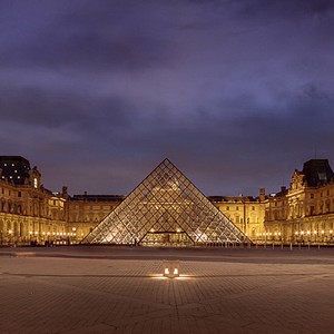 أسباب تدفعك لزيارة متحف اللوفر في فرنسا