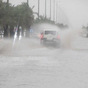 امطار غزيرة في شمال المملكة يوم الاحد تنتشر الى الرياض والشرقية الاثنين