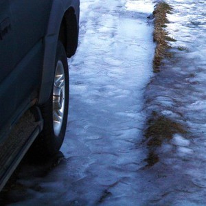  مديرية الامن العام تحذر السائقين من الانجماد 