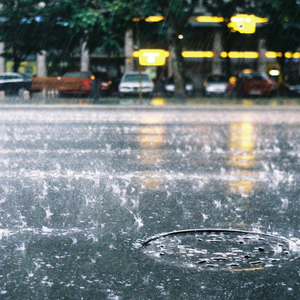 بلاد الشام | منخفض جوي وأمطار غزيرة متوقعة بدءاً من الليلة خاصة في المناطق الساحلية (تفاصيل وتنبيهات)