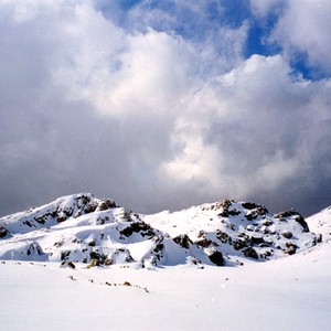 الثلوج الى مناطق عديدة في سوريا الليلة القادمة ، فما هي المناطق الأوفر حظاً ؟  