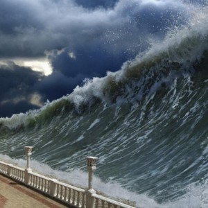 تحذير من موجات المد العالية تسونامي 