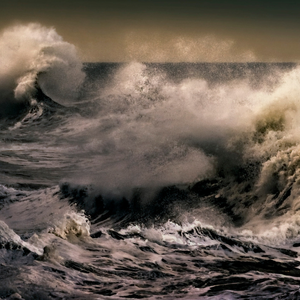 الأرصاد العمانية تصدر التقرير رقم (9) حول الحالة المدارية تيج وتوقعات الساعات القادمة