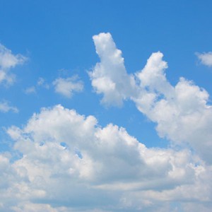 الخميس: بداية تأثير كتلة هوائية لطيفة الحرارة ورطبة