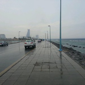 جدة: زخات رعدية محتملة من الأمطار الجمعة