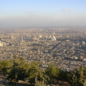 استمرار الأجواء الحارّة الثلاثاء والأربعاء، والحرارة الى إنخفاض تدريجي نهاية الأسبوع