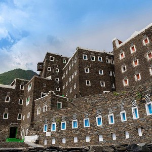 السياحة العالمية تدرج قرية رجال ألمع السعودية بقائمة أفضل القرى السياحية في العالم