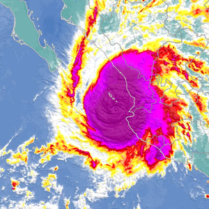 Hurricane Roslyn hits the western coast of Mexico this evening, and flood fears