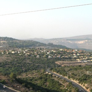 ارتفاع طفيف على درجات الحرارة يوم الثلاثاء مع استمرارها دون مُعدلاتها السنوية