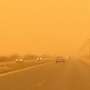 حفر الباطن والقيصومة تشهدان موجة غبار صباح اليوم