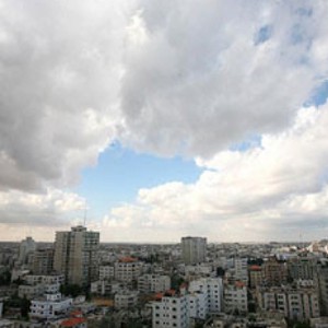 غزة.. وفاة رضيع في خان يونس جراء موجة البرد