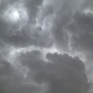 فرص التطورات الرعدية ليوم الخميس تكاد تنحصر في أجزاء من الجنوب وبعض مناطق البادية