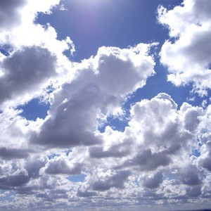 منخفض جوي يؤثر بشكل ضعيف على فلسطين يوم الاثنين ..