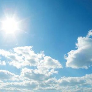 أجواء غائمة جزئياً اليوم ودرجات الحرارة دون معدلاتها السنوية بقليل