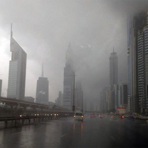  منخفض جوي يؤثر على الإمارات اعتباراً من الجمعة 