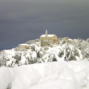 سلسة منخفضات جوية ينتظرها لبنان وثلوج "ثقيلة" على الجبال الأسبوع المقبل !