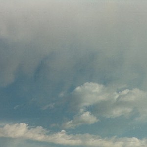 ارتفاع على درجات الحرارة يوم الأربعاء واحتمال زخات من المطر