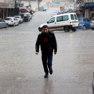أمطار في مناطق متفرقة من لبنان يومي الأحد والاثنين واحتمال منخفض جوي ماطر آخر الشهر