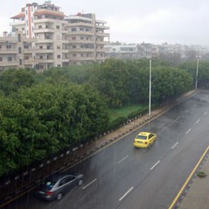 استمرار الاحتمالات لبعض الأمطار يوم الاثنين في مناطق متفرقة من البلاد