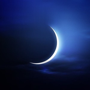 السعودية تتحرى هلال رجب غداً الثلاثاء وهذا هو موعد تولده فلكياً