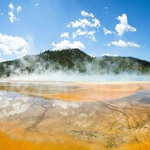 هل يشكل يلوستون الهائل البركان الأكبر تهديدا للأمريكيين؟