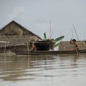 وفاة ثمانية أشخاص وتعطل حياة مئات الآلآف بسبب السيول في ميانمار