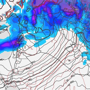 رياح نشطة وغبار وزخات من الأمطار .. تفاصيل الطقس في العراق الجمعة