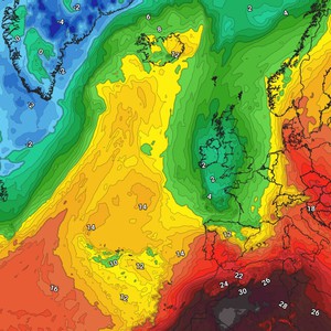منخفض جوي مبكر وكتلة هوائية باردة للغاية على غرب أوروبا يترافق بالأمطار وأولى التساقطات الثلجية الأيام القادمة