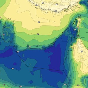 الإمارات - المركز الوطني | طقس رطب ليلاً وصباحاً مع إحتمال تشكل الضباب على هذه المناطق 